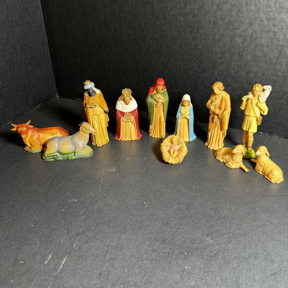 Vintage Nativity Set [Item 0044] - Picture 1 of 5